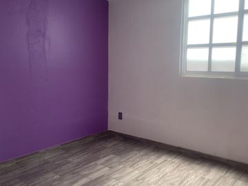 Casa amplia y en excelentes condiciones