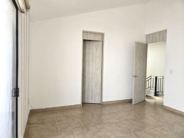 CASA EN VENTA - TORRE DE PIEDRA GRAN RESERVA