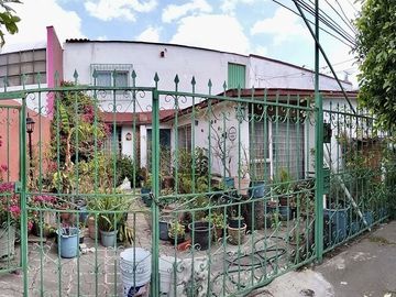 VENTA DE CASA EN VALLE DORADO