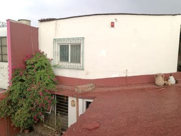 VENTA DE CASA EN VALLE DORADO