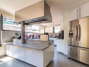 Casa en Venta Serranía Jardines del Pedregal de San Angel (frente Perisur)