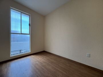 CASA EN VENTA EN PASEOS DEL VALLE III, TOLUCA CON AMPLIACIÓN