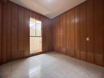 CASA EN VENTA EN PASEOS DEL VALLE III, TOLUCA CON AMPLIACIÓN