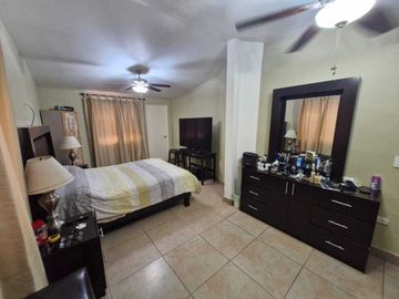 CASA EN ESQUINA, COL HACIENDA LOS AYALA, ESCOBEDO