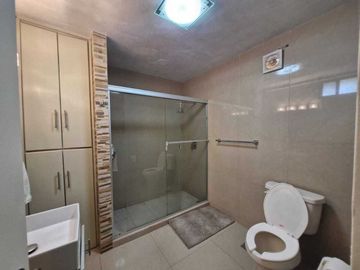 CASA EN ESQUINA, COL HACIENDA LOS AYALA, ESCOBEDO