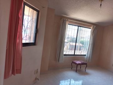 Se vende o se Renta Casa sola en Toluca