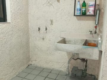Se vende o se Renta Casa sola en Toluca