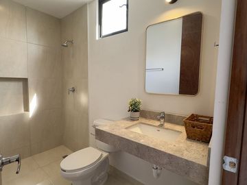 Casa en venta amueblada y equipada Mérida Yucatán, Privada Savara Conkal