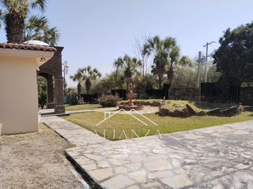 Quinta atras de La Presa de La Boca