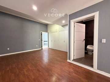 CASA EN VENTA A UNA CUADRA DEL PARQUE METROPOLITANO, ZAPOPAN