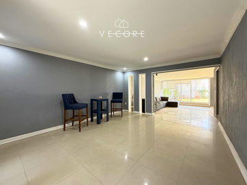 CASA EN VENTA A UNA CUADRA DEL PARQUE METROPOLITANO, ZAPOPAN
