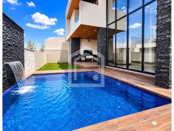 CASA EN VENTA LA HERRADURA CLUB DE GOLF