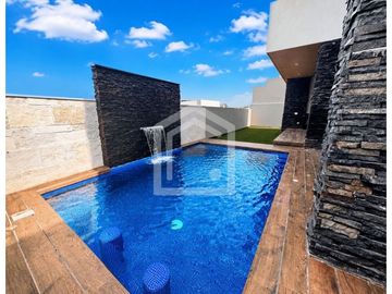 CASA EN VENTA LA HERRADURA CLUB DE GOLF