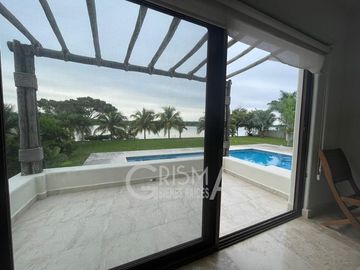 INCREÍBLE CASA EN VENTA EN FRACC. CAMPESTRE FRENTE AL RÍO EN SANTIAGO DE LA PEÑA, TUXPAN
