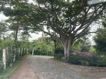 INCREÍBLE CASA EN VENTA EN FRACC. CAMPESTRE FRENTE AL RÍO EN SANTIAGO DE LA PEÑA, TUXPAN