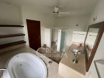 INCREÍBLE CASA EN VENTA EN FRACC. CAMPESTRE FRENTE AL RÍO EN SANTIAGO DE LA PEÑA, TUXPAN