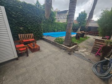 CASA 4 AMB. CON FONDA Y PISCINA