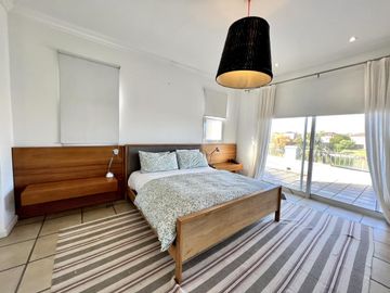 Casa al Lago  en Venta/Alquiler  en Santa Barbara!