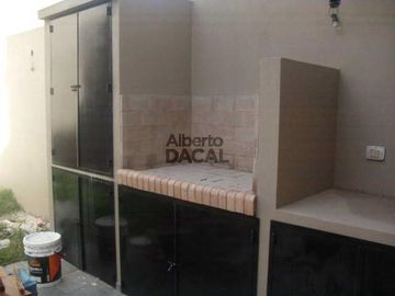 Casa en Venta en 133/50 y 52 La Plata - Alberto Dacal Propiedades