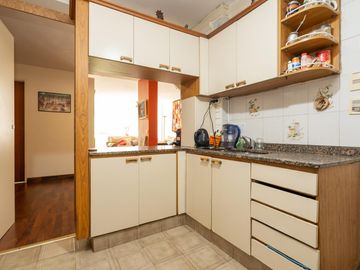 Duplex en venta 5 ambientes al frente en Palermo