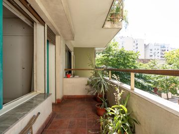 Duplex en venta 5 ambientes al frente en Palermo