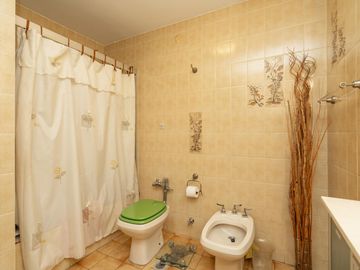 Duplex en venta 5 ambientes al frente en Palermo