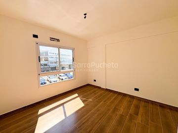 Venta departamento 2 ambientes en Lomas del Mirador (1ºA)