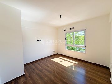 Venta departamento 2 ambientes en Lomas del Mirador (1ºA)