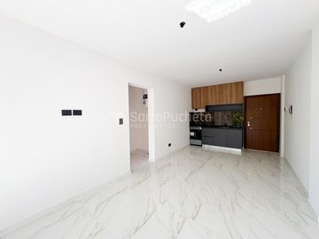 Venta departamento 2 ambientes en Lomas del Mirador (1ºA)