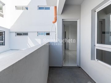 Venta departamento 2 ambientes en Lomas del Mirador (1ºA)