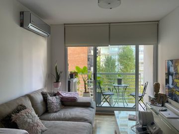 Excelente 2 amb en venta con cochera en Quartier del Polo.