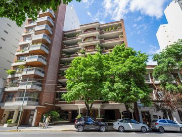 Departamento en venta - 4 Dormitorios 3 Baños - Cochera - 240Mts2 - Caballito