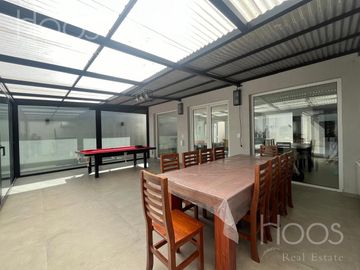 Casa Minimalista 5 ambientes en Castelar Norte
