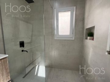 Casa Minimalista 5 ambientes en Castelar Norte