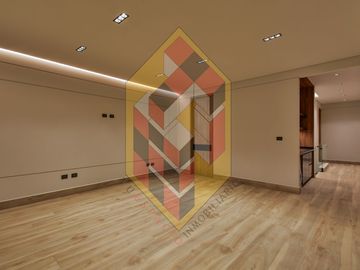 VENTA DE CASA EN ZONA ESMERALDA