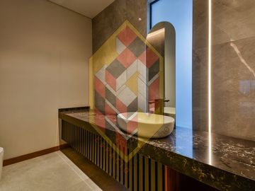 VENTA DE CASA EN ZONA ESMERALDA