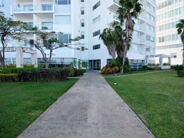 OASIS MALECÓN: HORIZONTE DE LUJO Y CONFORT