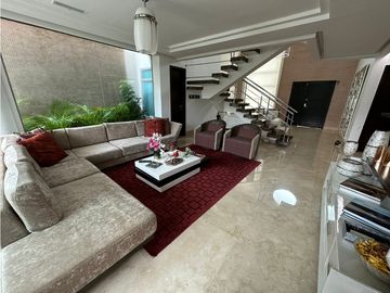 CASA DE LUJO EN CONJUNTO EN VENTA EN VILLA CAMPESTRE