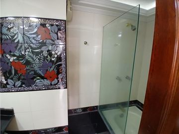 VENTA APARTAMENTO AMPLIO Y CON EXCELENTE UBICACION PINARES PEREIRA