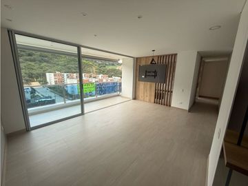 VENTA HERMOSO APARTAMENTO LOS CRISTALES CALI  [JC]
