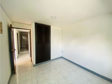 VENDO CASA  EN EL BARRIO PARAISO