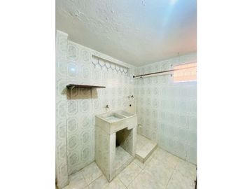 VENDO CASA  EN EL BARRIO PARAISO