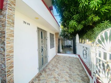 VENDO CASA  EN EL BARRIO PARAISO