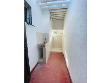 VENDO CASA  EN EL BARRIO PARAISO