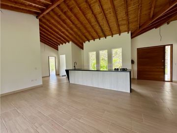 Venta De Casa Campestre Guarne
