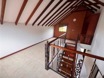 Rento casa en conjunto residencial Avenida sur Pereira