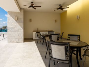 Casa en Venta con Recamara Completa en Planta Baja en El Refugio Queretaro