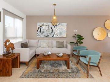 Casa en Venta con Recamara Completa en Planta Baja en El Refugio Queretaro