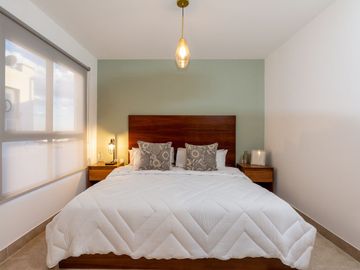 Casa en Venta con Recamara Completa en Planta Baja en El Refugio Queretaro