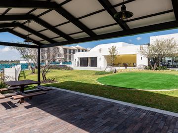 Casa en Venta con Recamara Completa en Planta Baja en El Refugio Queretaro